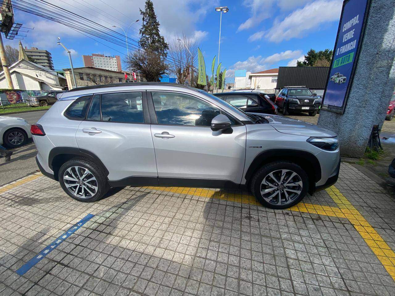 TOYOTA - 3