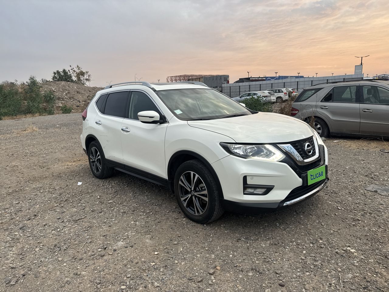 NISSAN - 1