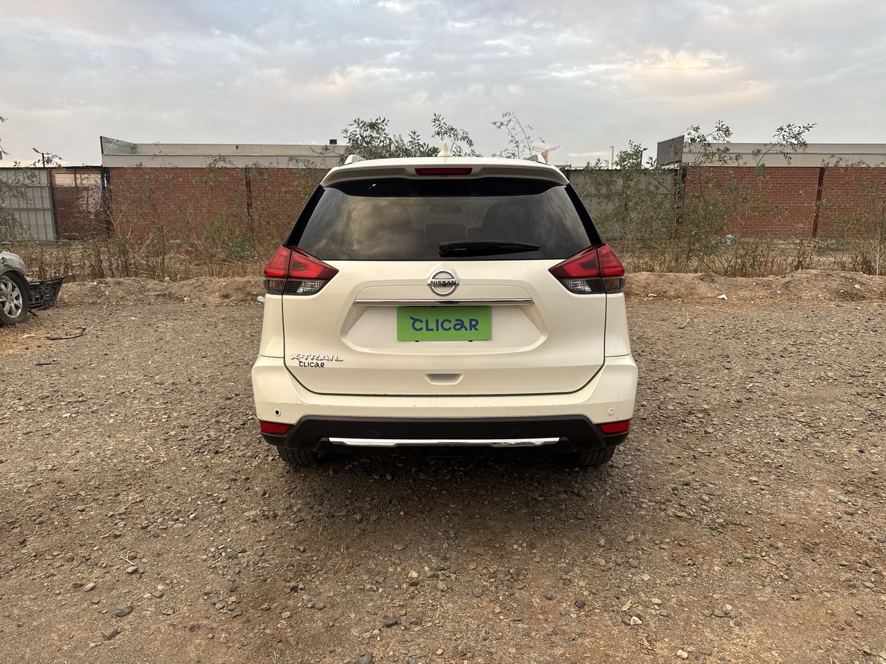 NISSAN - 6