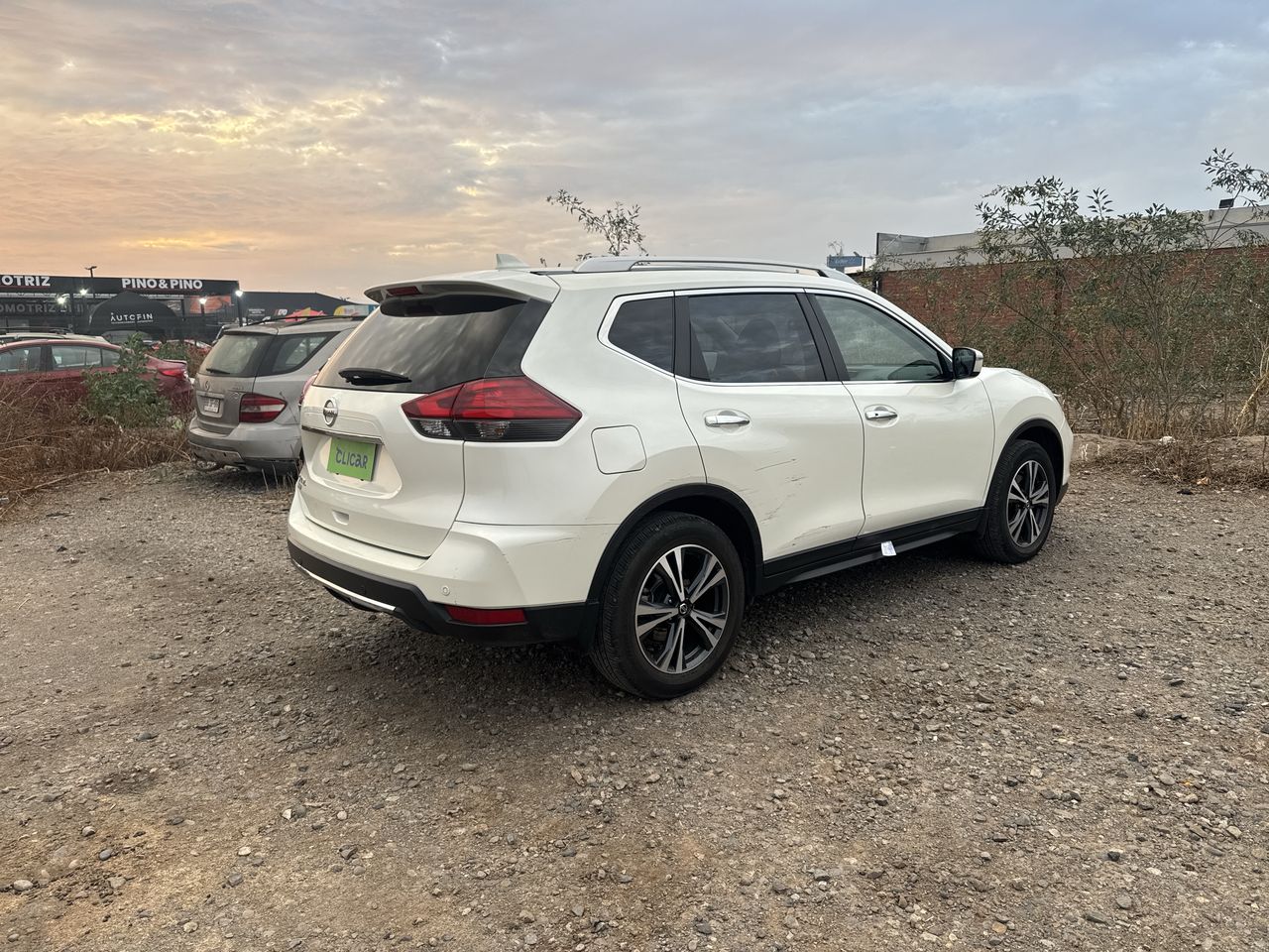 NISSAN - 7