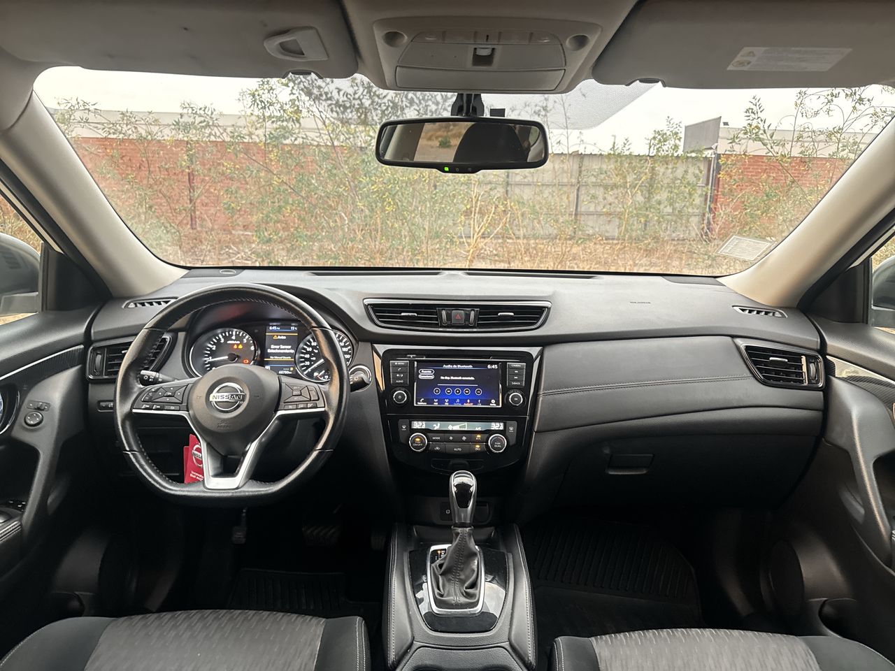 NISSAN - 9
