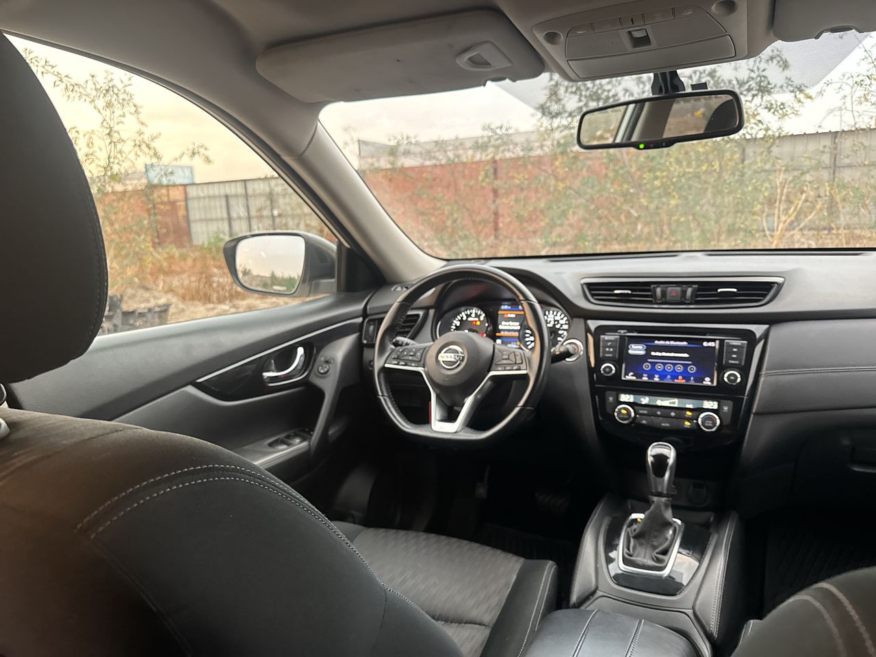 NISSAN - 14