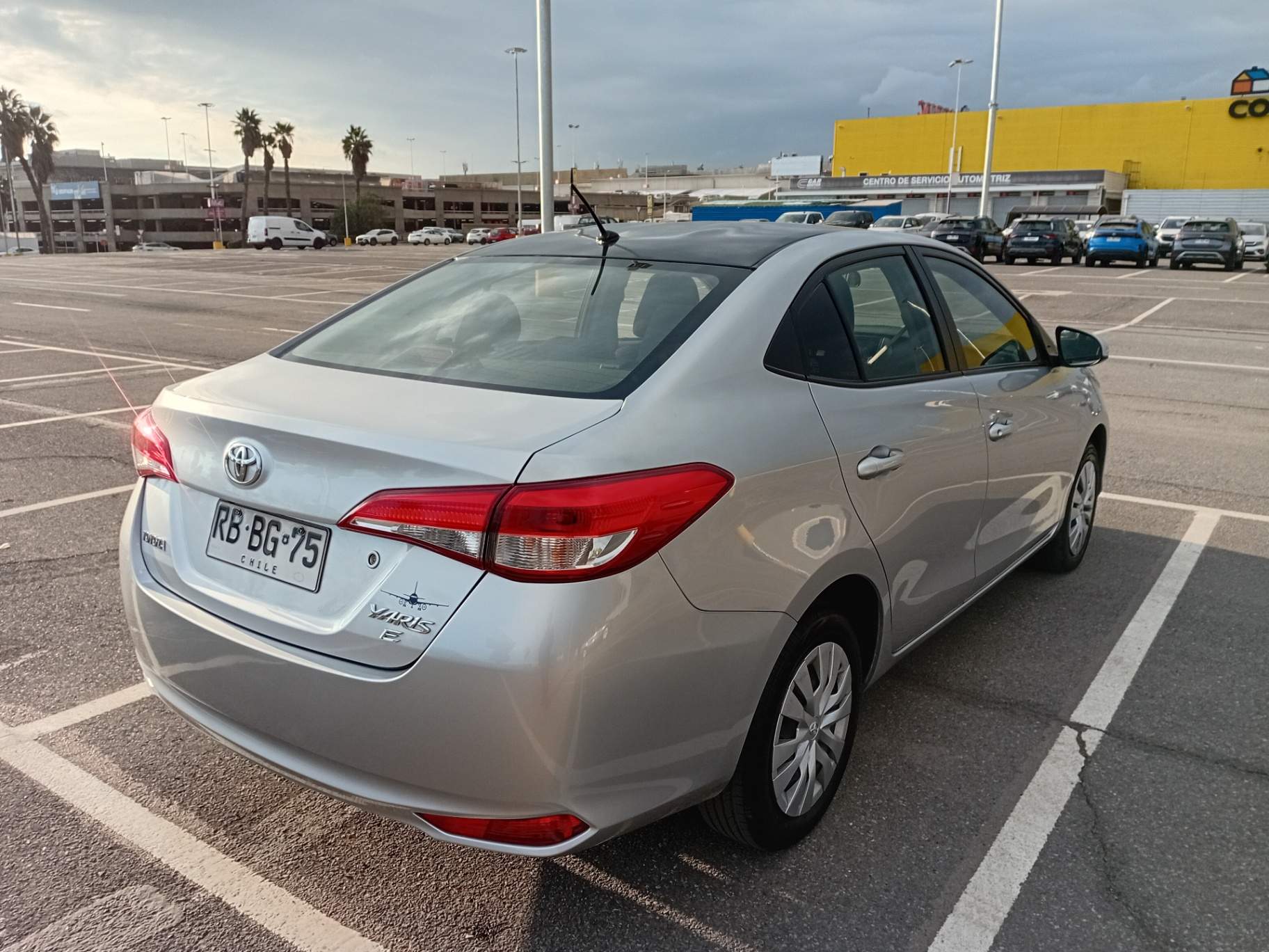 TOYOTA - 4