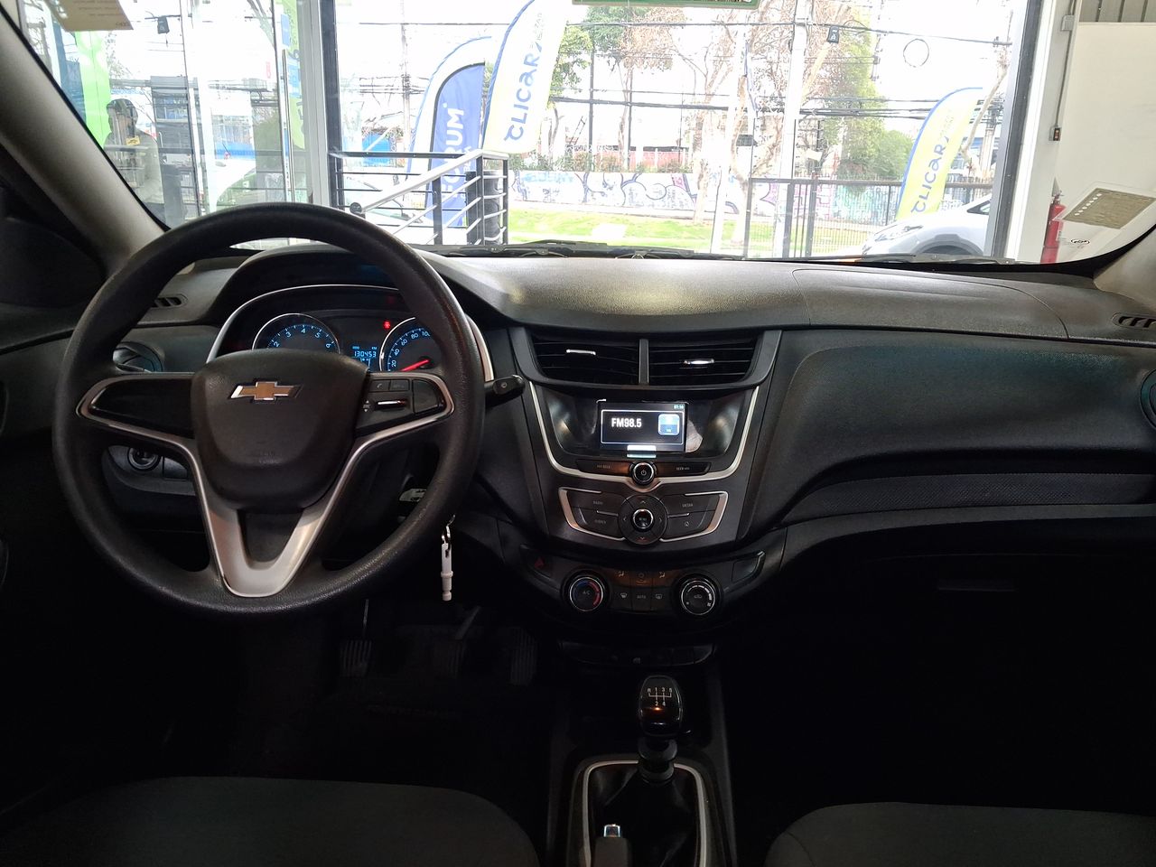 Chevrolet Sail — foto 2 de 20