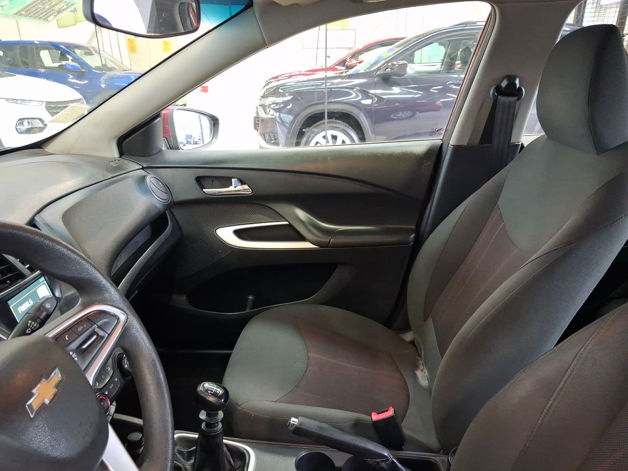 Chevrolet Sail — foto 4 de 20