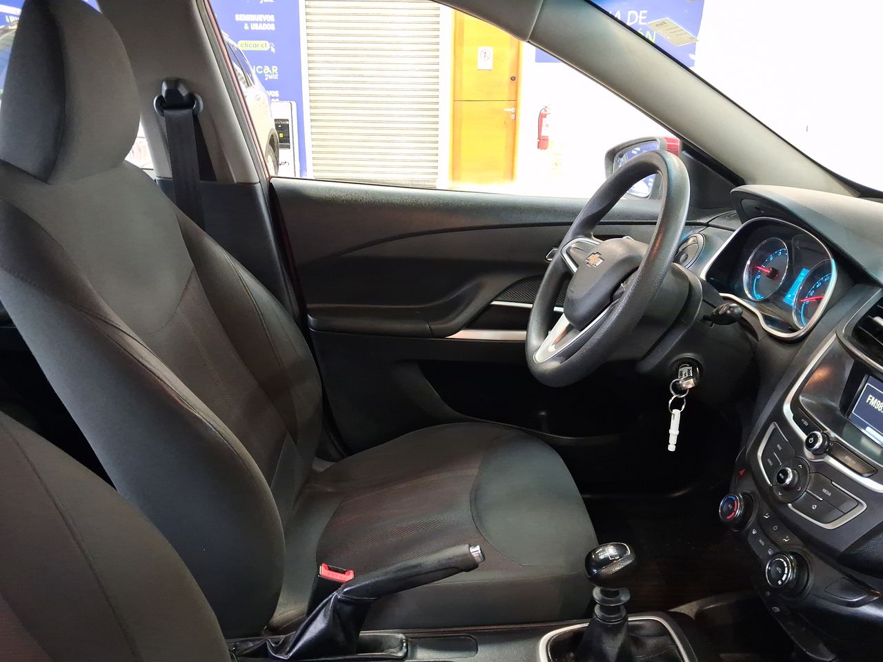 Chevrolet Sail — foto 8 de 20
