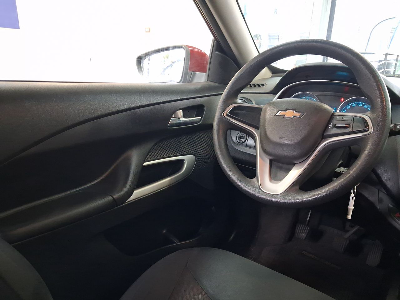 Chevrolet Sail — foto 9 de 20