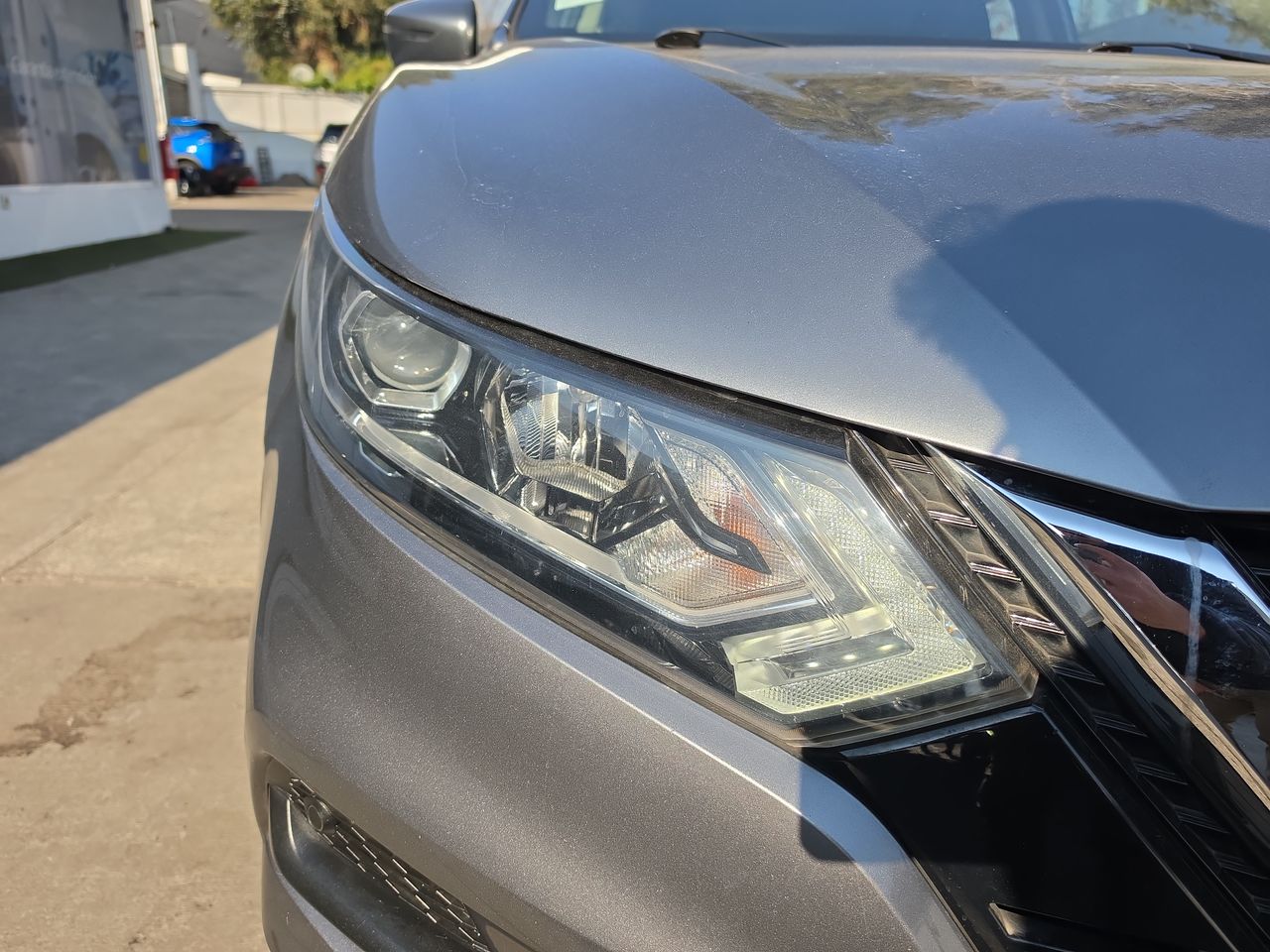NISSAN - 10