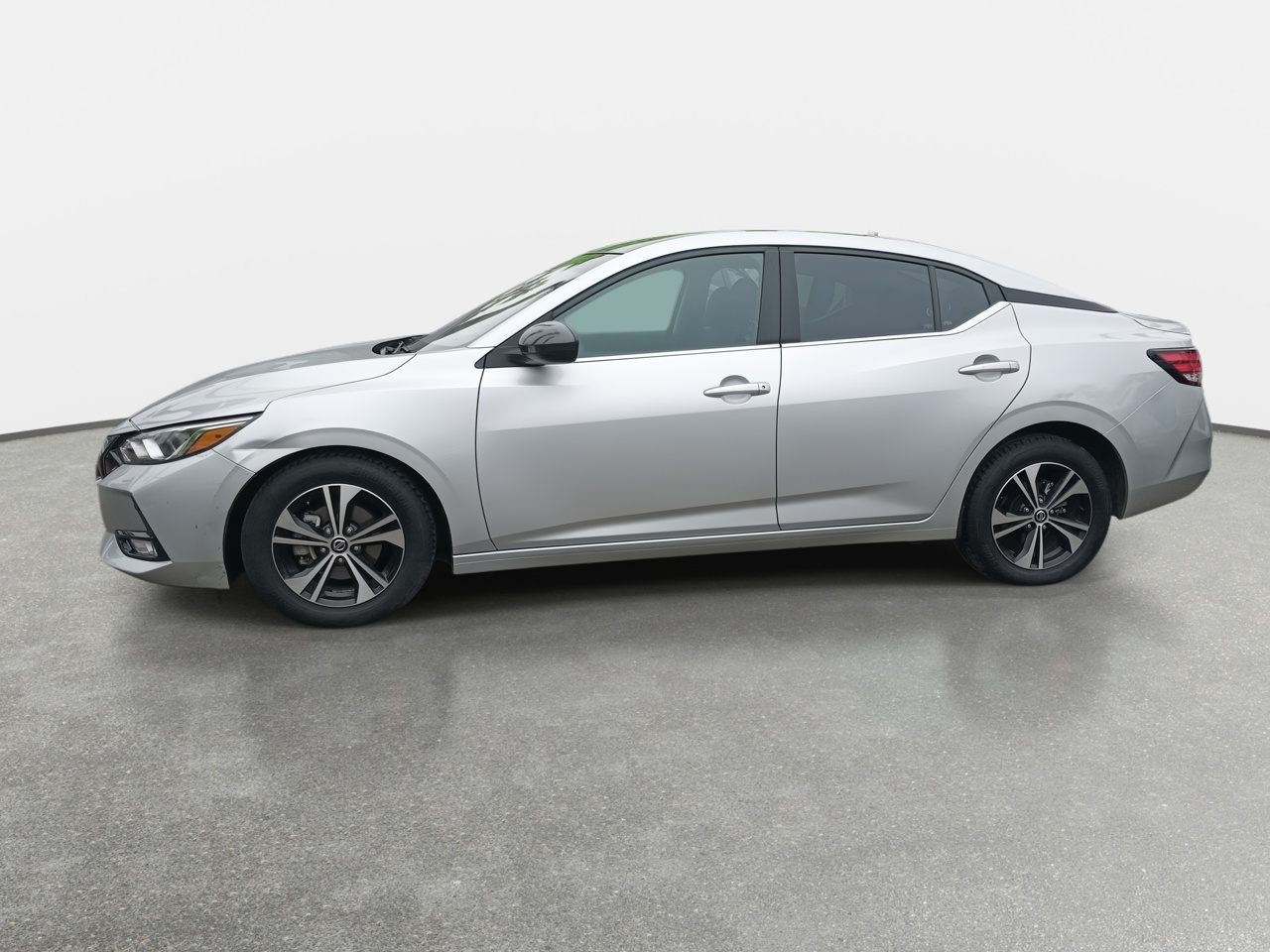 NISSAN - 4
