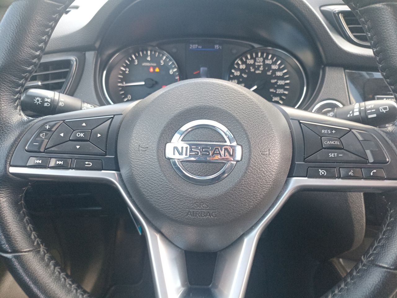 Nissan X-Trail — foto 25 de 36