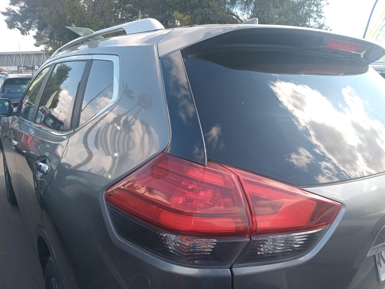 Nissan X-Trail — foto 19 de 36