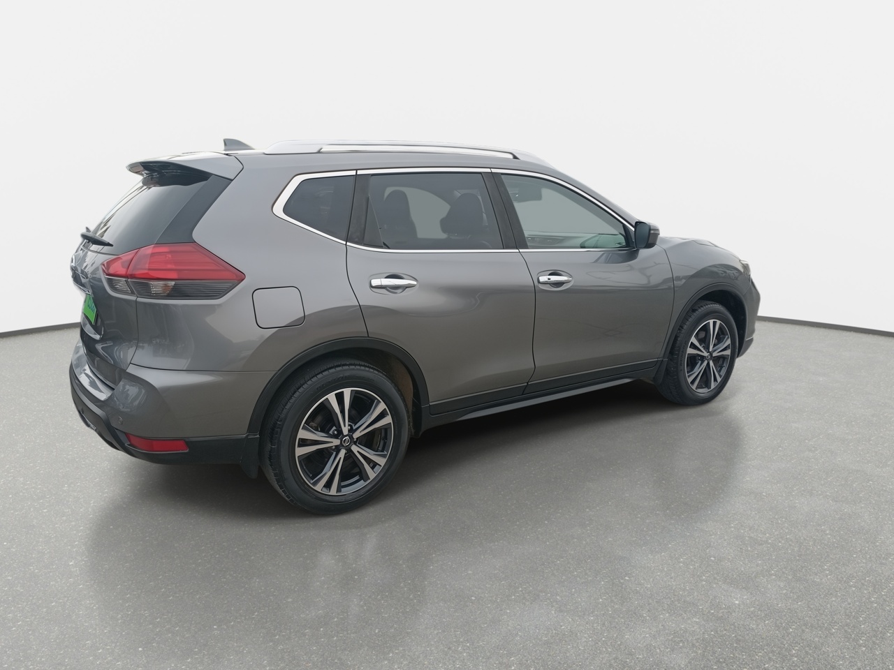 Nissan X-Trail — foto 8 de 36