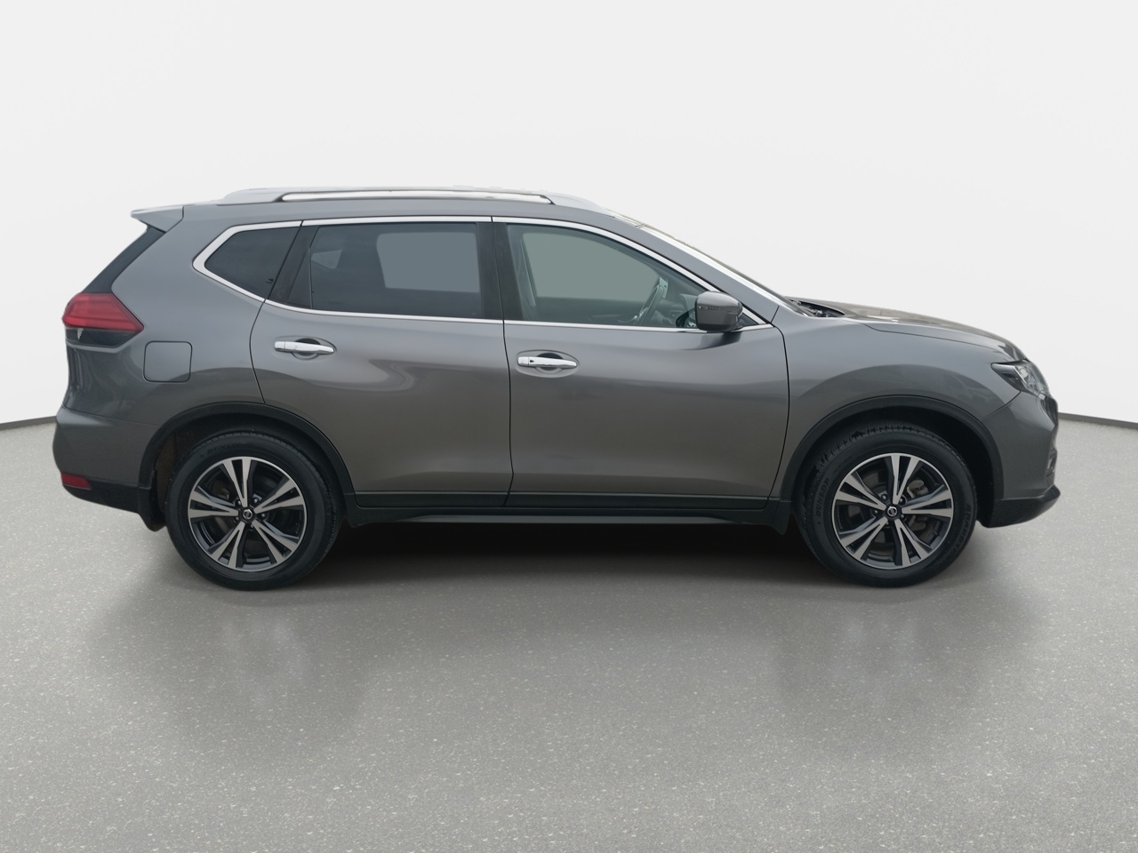 Nissan X-Trail — foto 9 de 36
