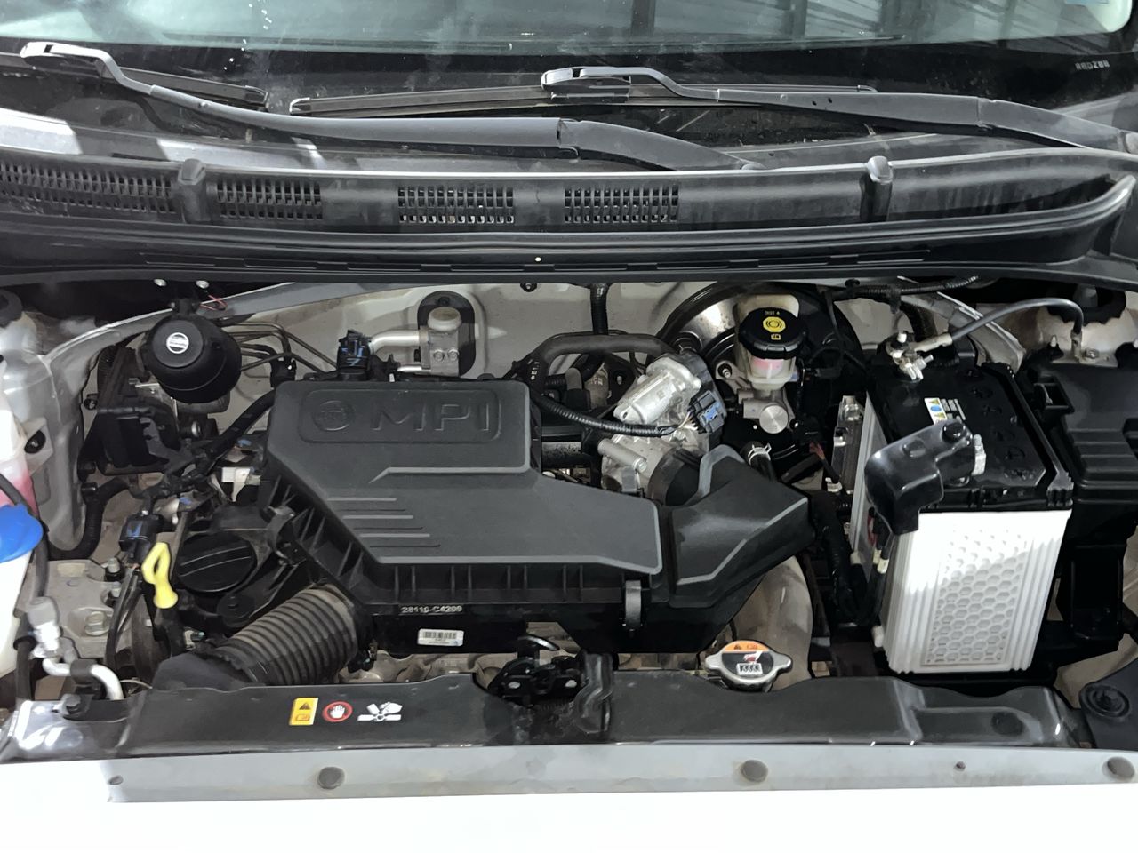 HYUNDAI - 10