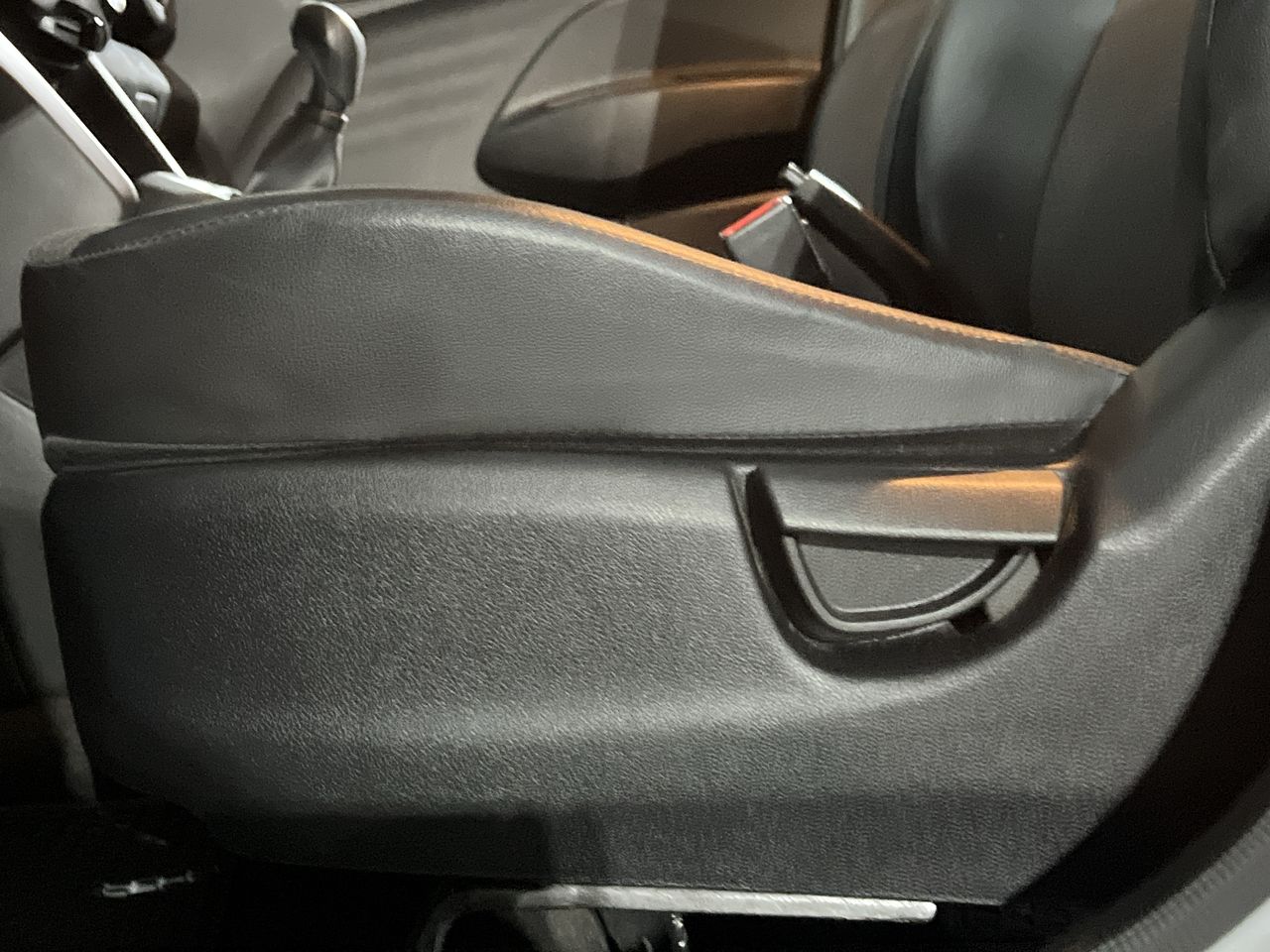 HYUNDAI - 16