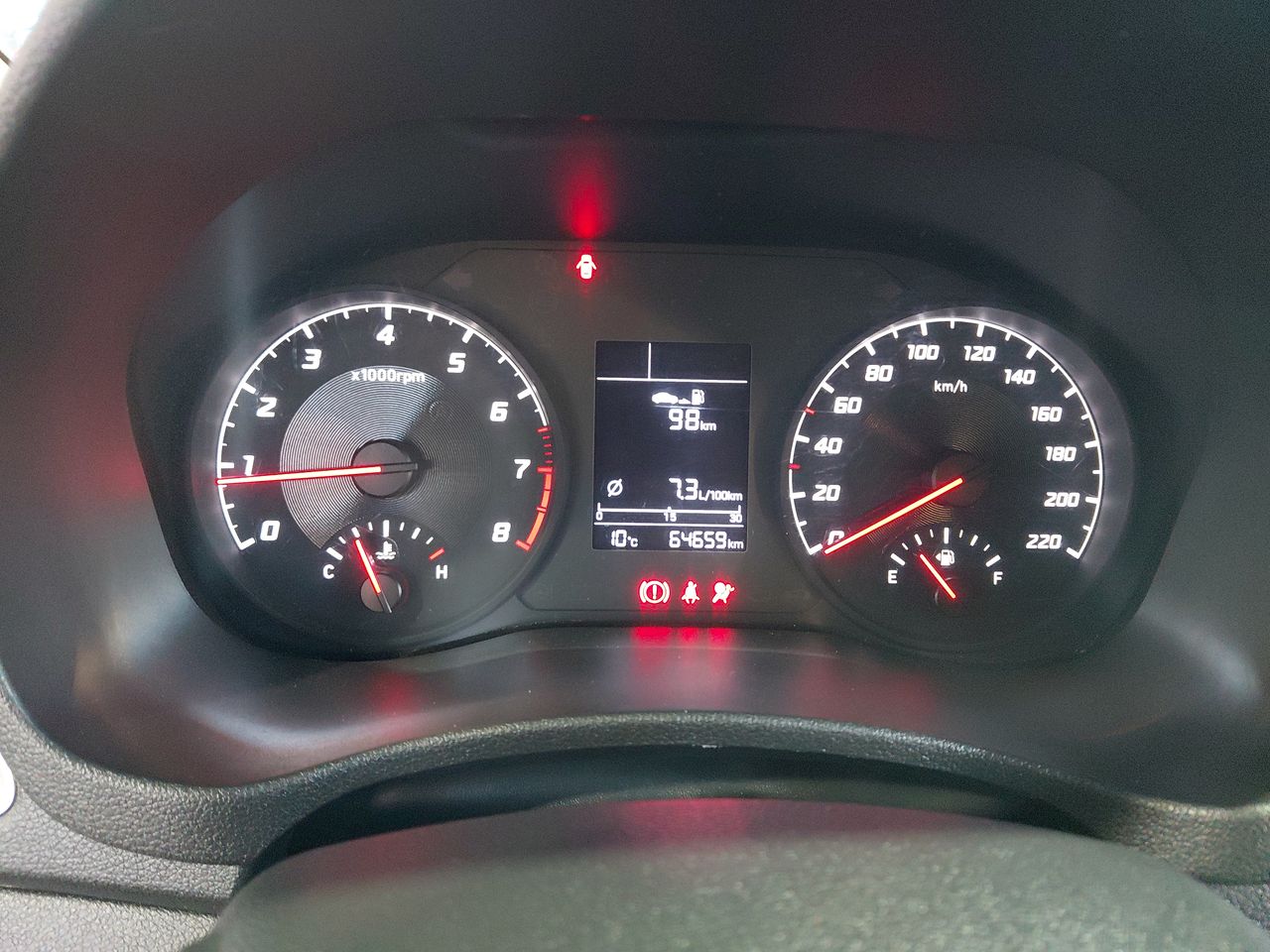 HYUNDAI - 16