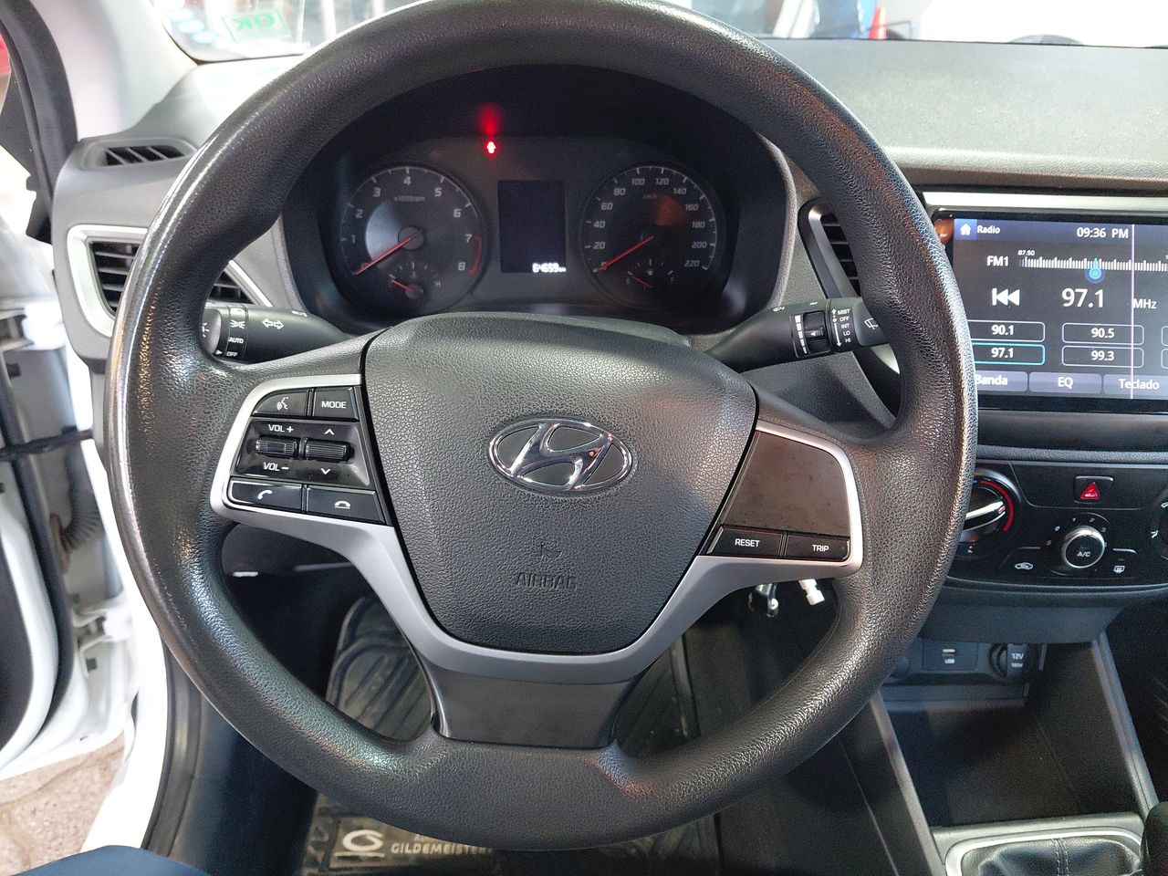 HYUNDAI - 14