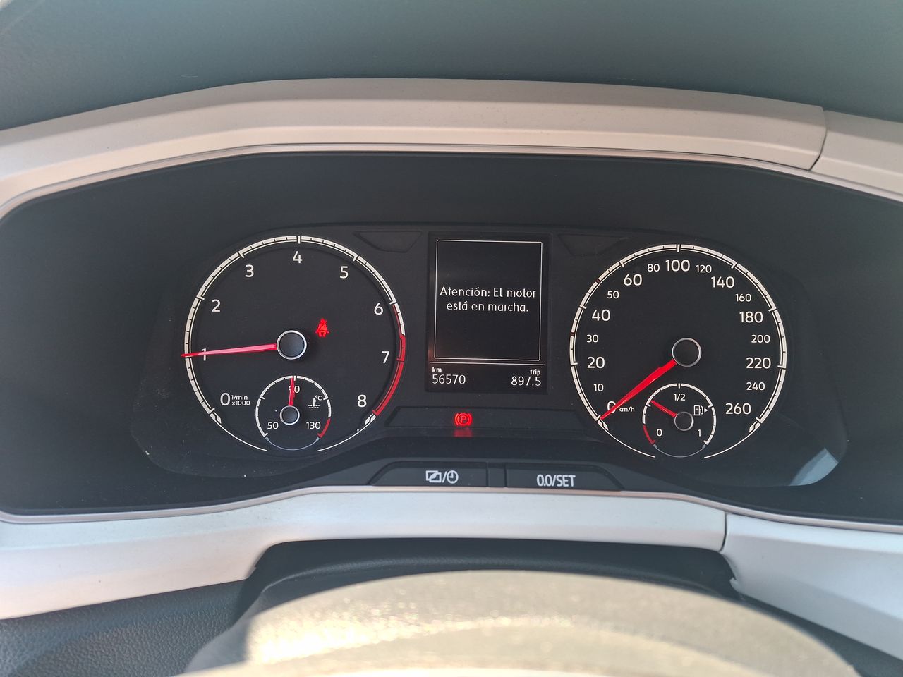 VOLKSWAGEN - 27