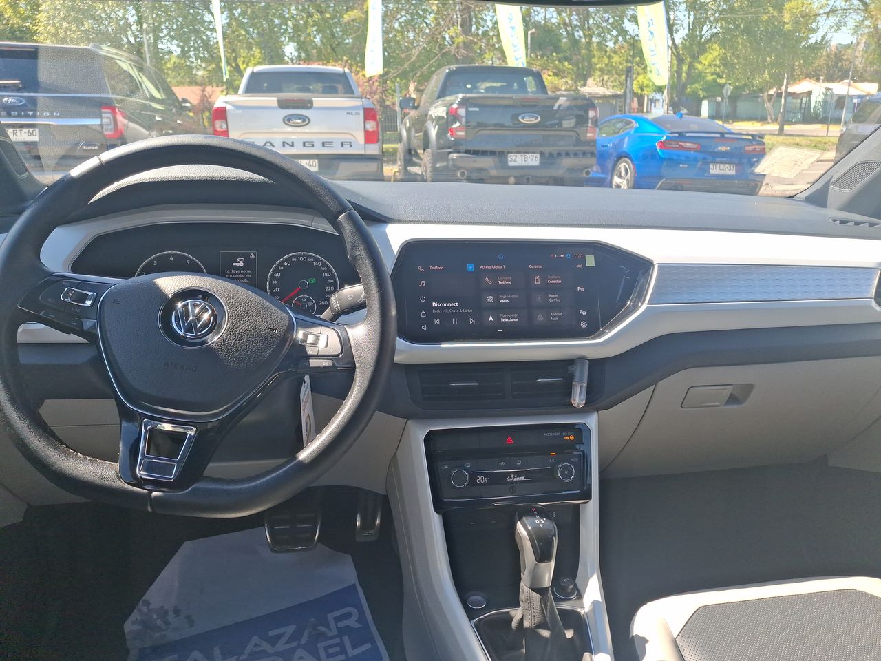 VOLKSWAGEN - 32