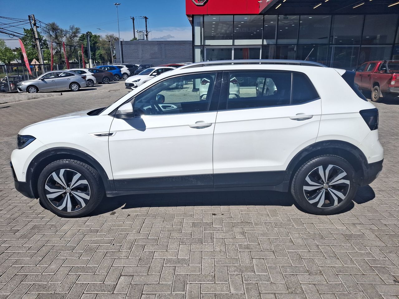 VOLKSWAGEN - 4