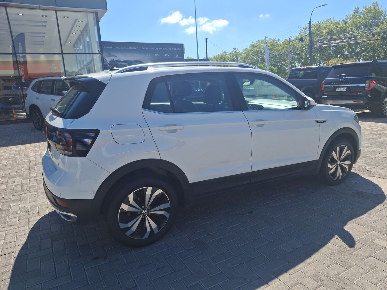 VOLKSWAGEN - 7