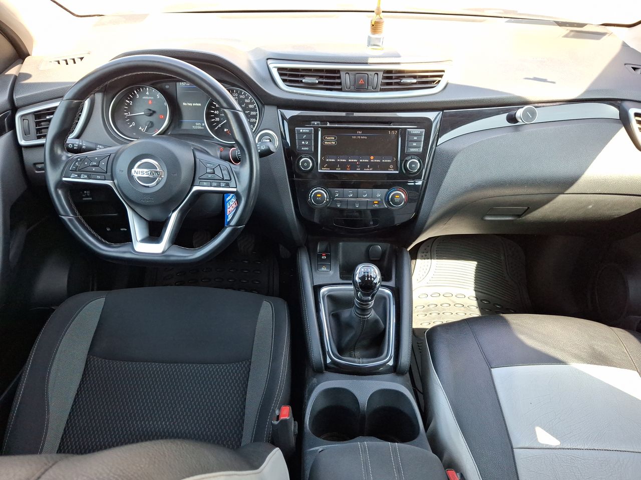 NISSAN - 33