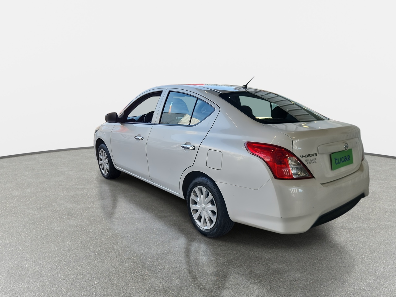 NISSAN - 5