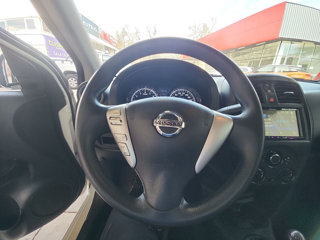 NISSAN - 1