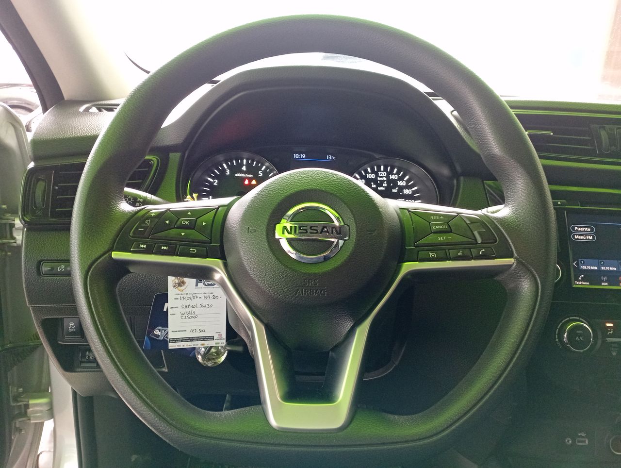NISSAN - 10