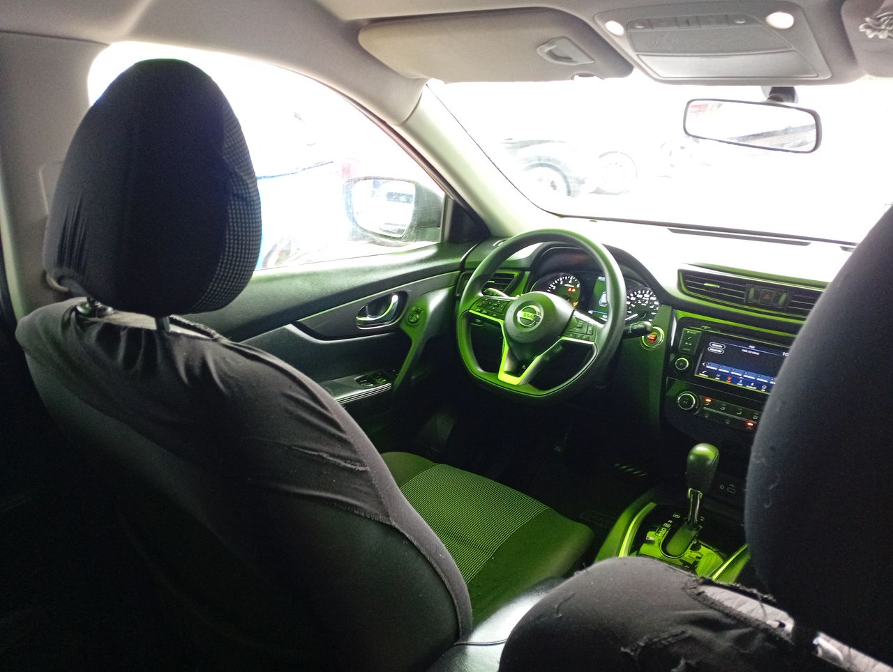 NISSAN - 8