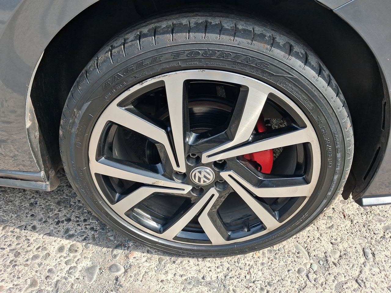 VOLKSWAGEN - 15