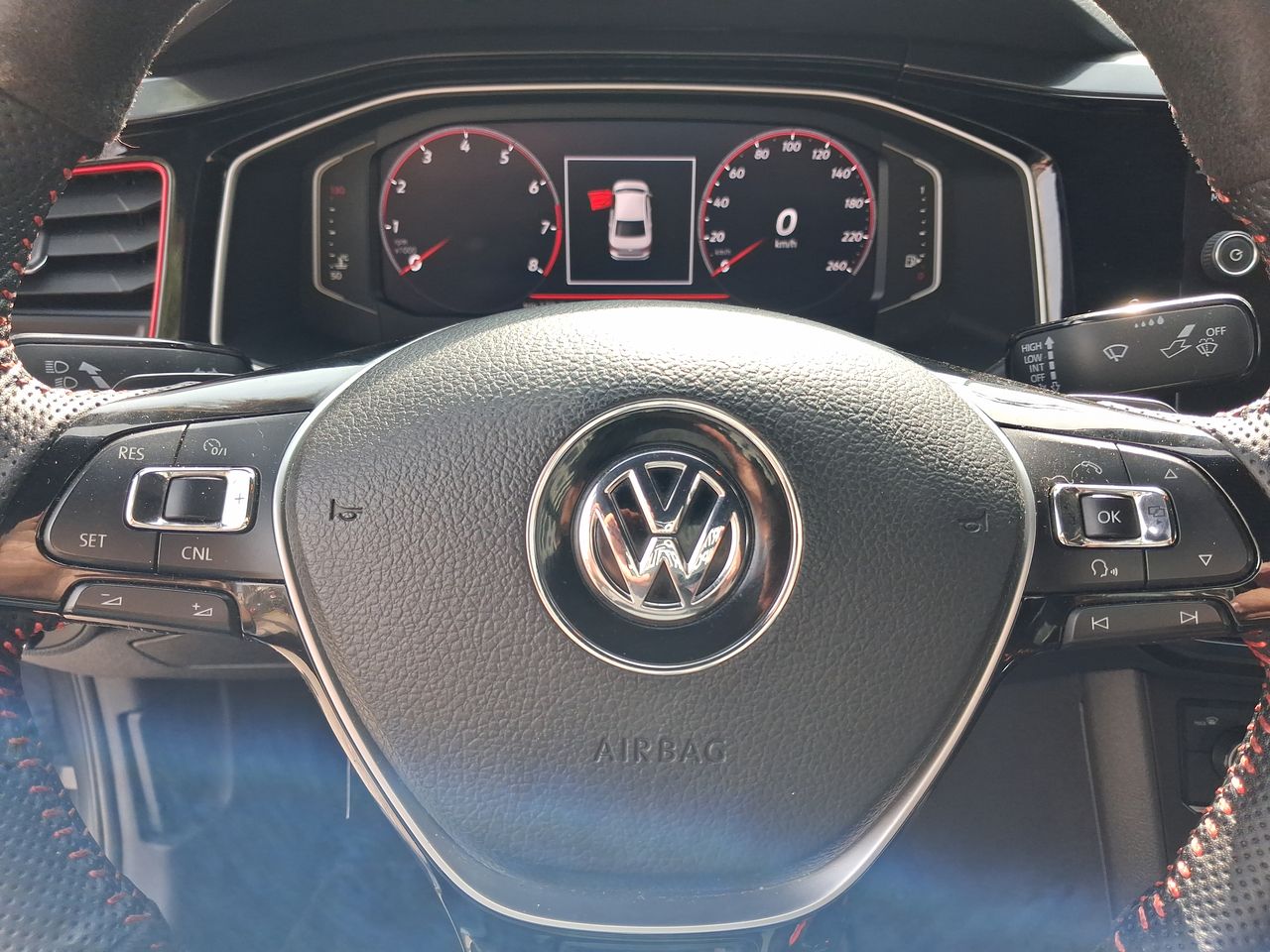 VOLKSWAGEN - 23