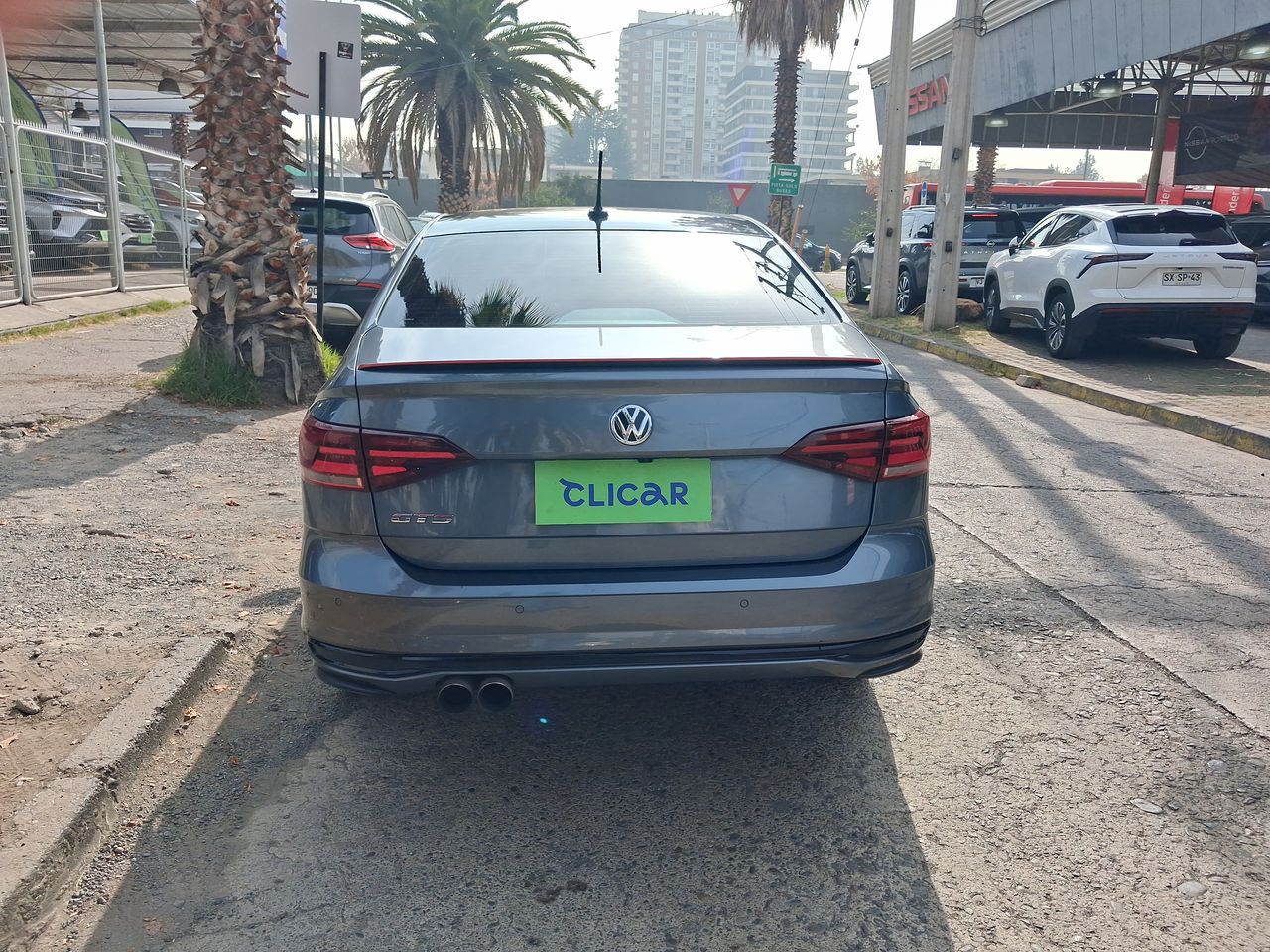 VOLKSWAGEN - 6