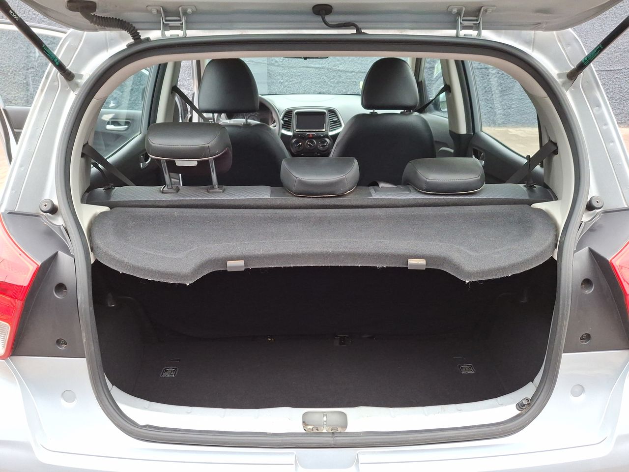 HYUNDAI - 21