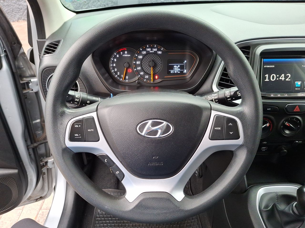 HYUNDAI - 24
