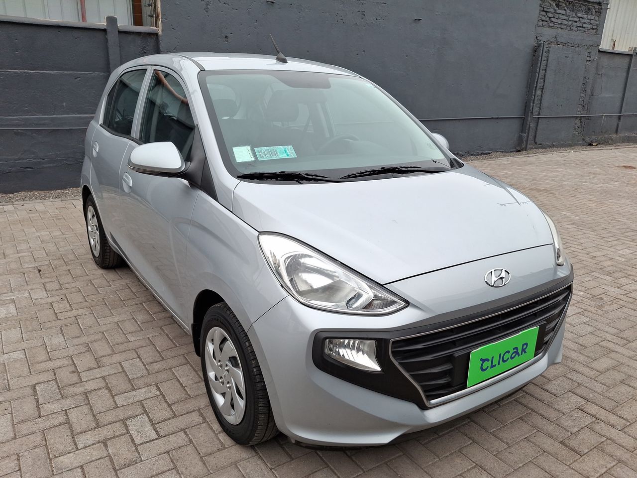 HYUNDAI - 1