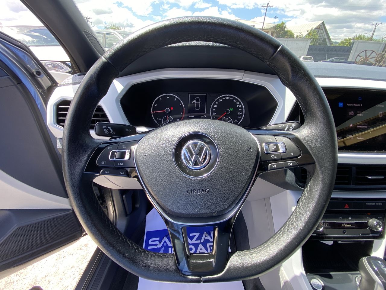 VOLKSWAGEN - 29