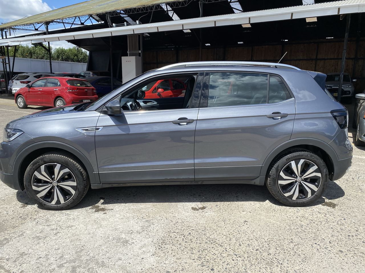 VOLKSWAGEN - 5