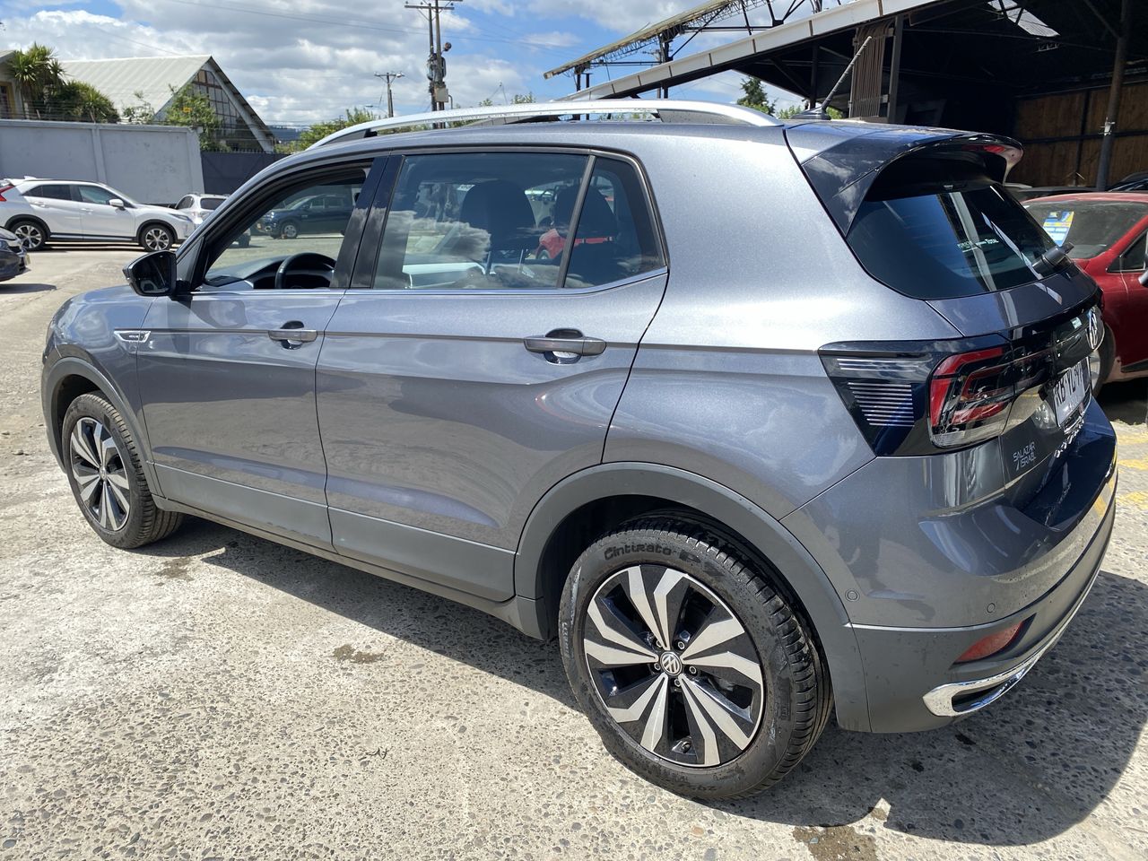 VOLKSWAGEN - 6