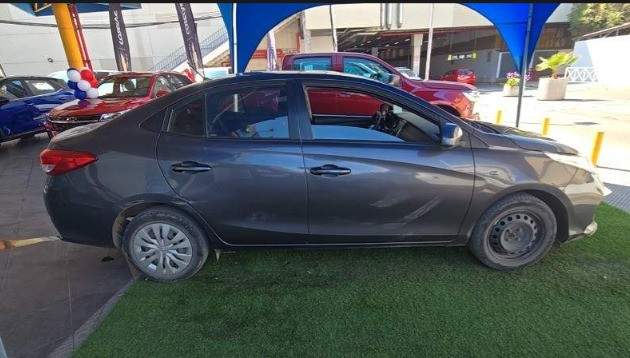 TOYOTA - 3