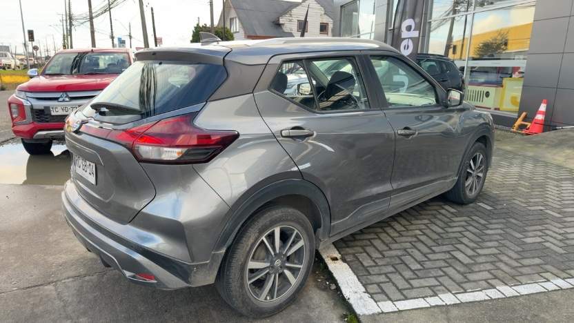 NISSAN - 3