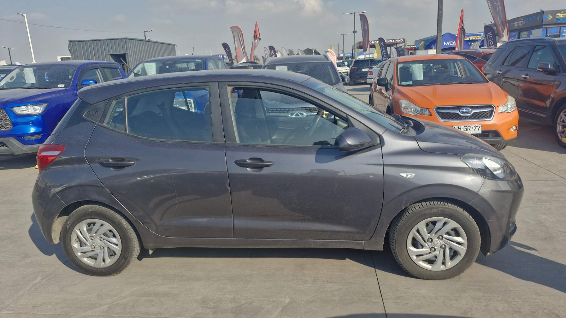 HYUNDAI - 2