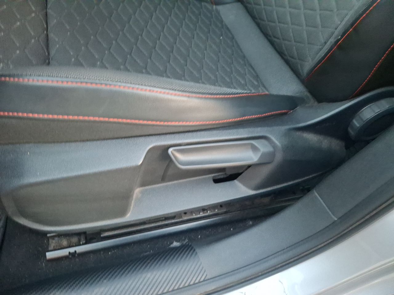 SEAT - 15
