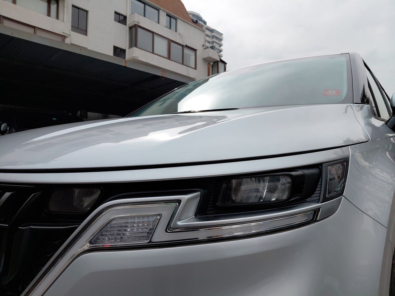 KIA Carnival — foto 18 de 36