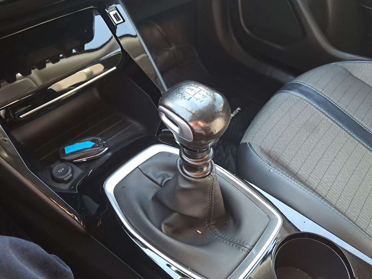 PEUGEOT - 21