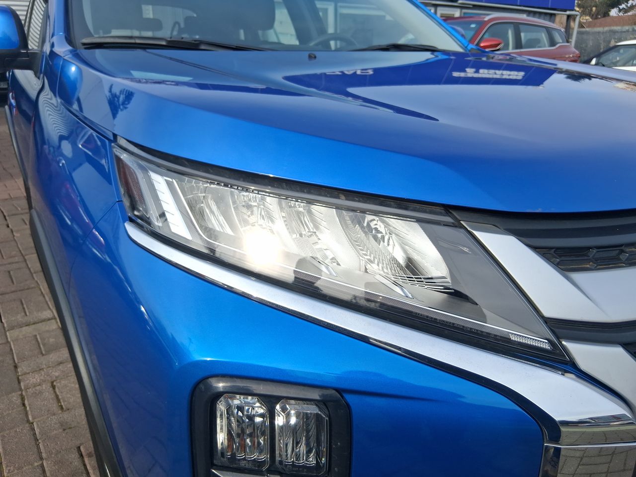 MITSUBISHI - 18