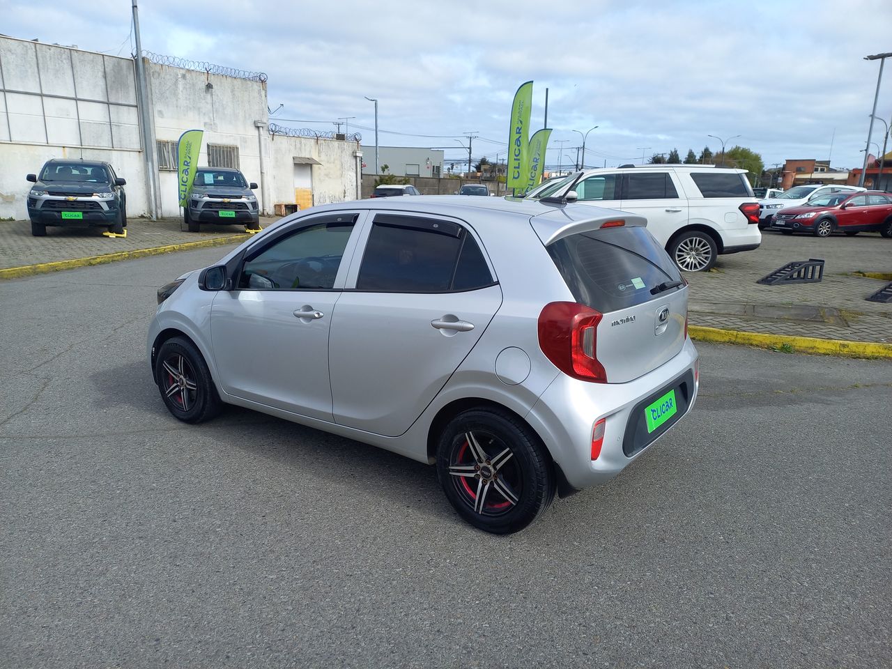 KIA - 5