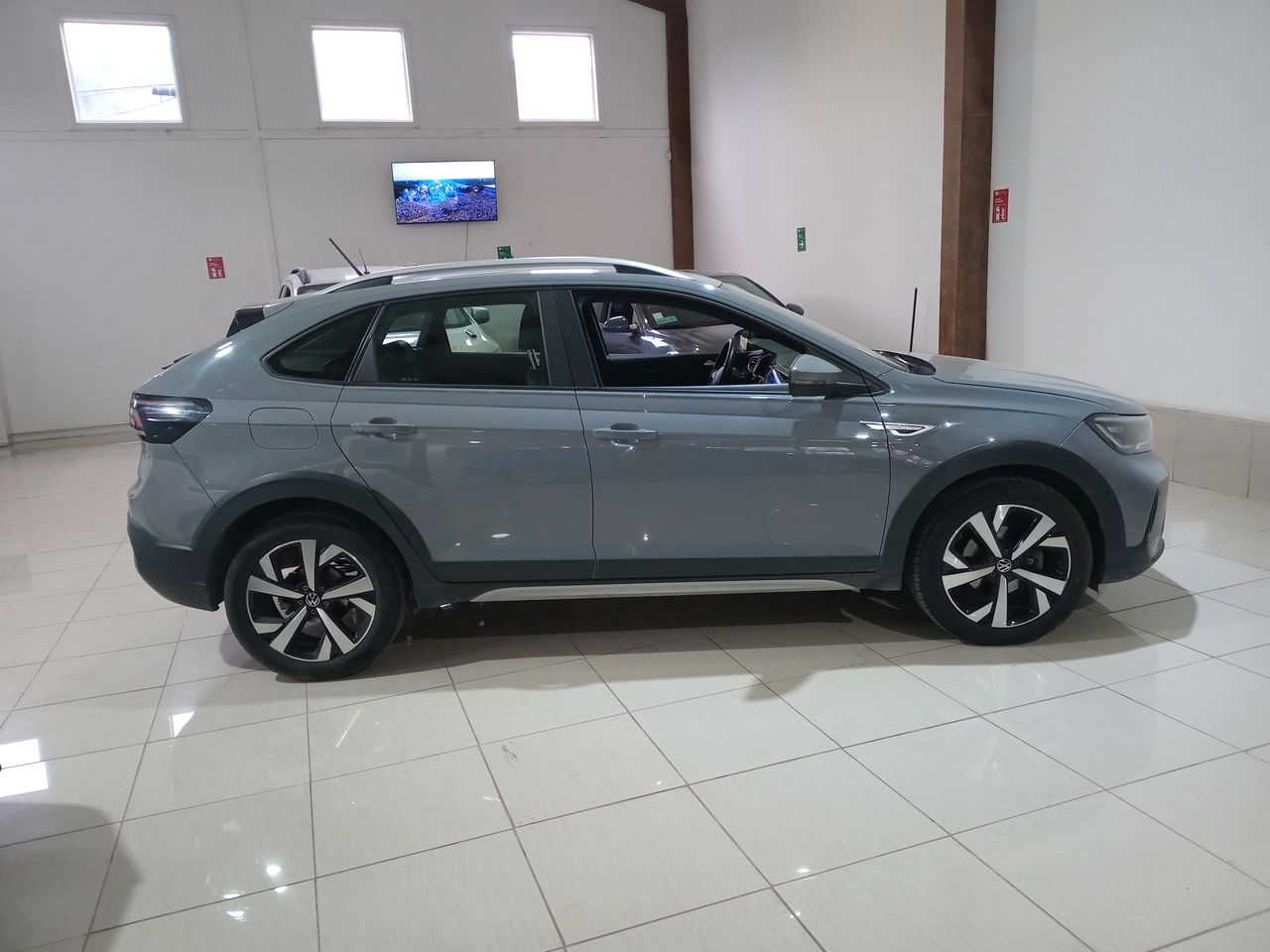VOLKSWAGEN - 8