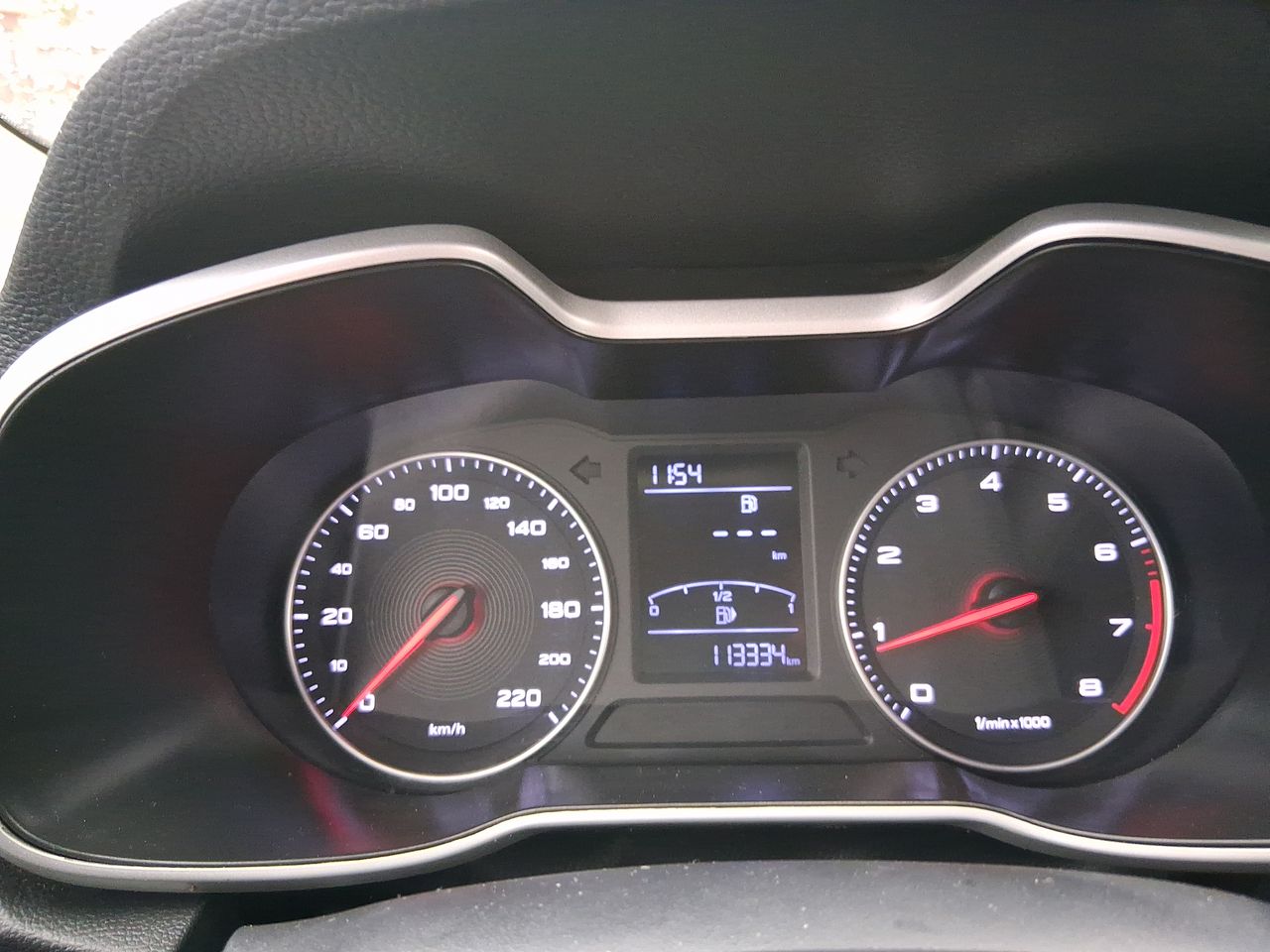 MG Zs — foto 20 de 28
