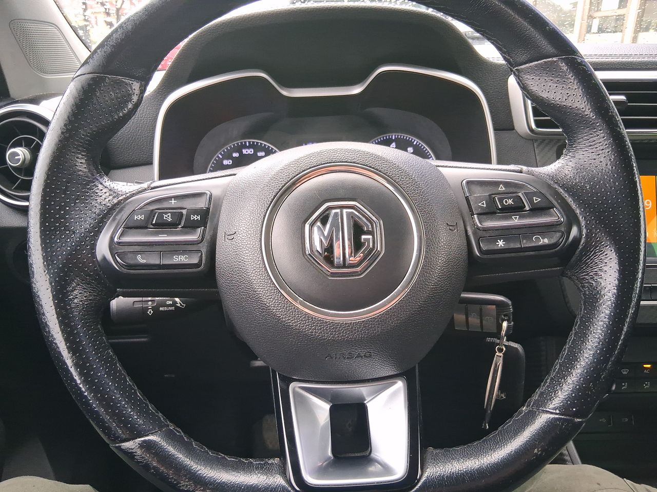 MG Zs — foto 18 de 28